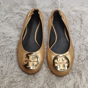 Gold Tory Burch flats sz 2C